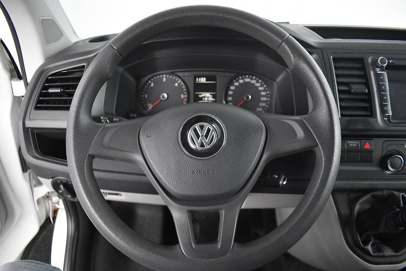 Volkswagen Caravelle (2019) 2.0TDI 84kW - fotka 12 z 20