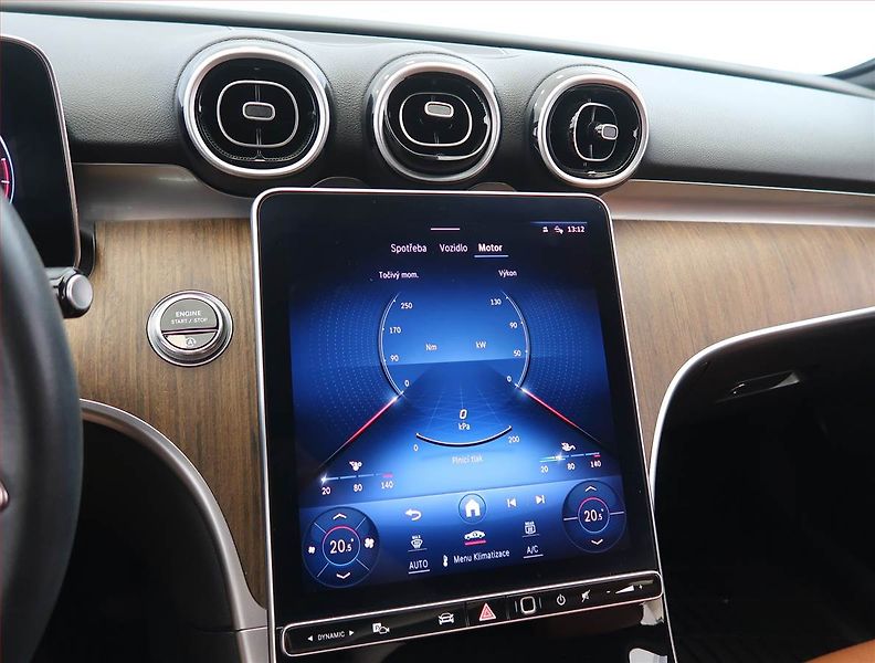 Mercedes-Benz Třídy C (2022) Avantgarde C 180 - fotka 23 z 32