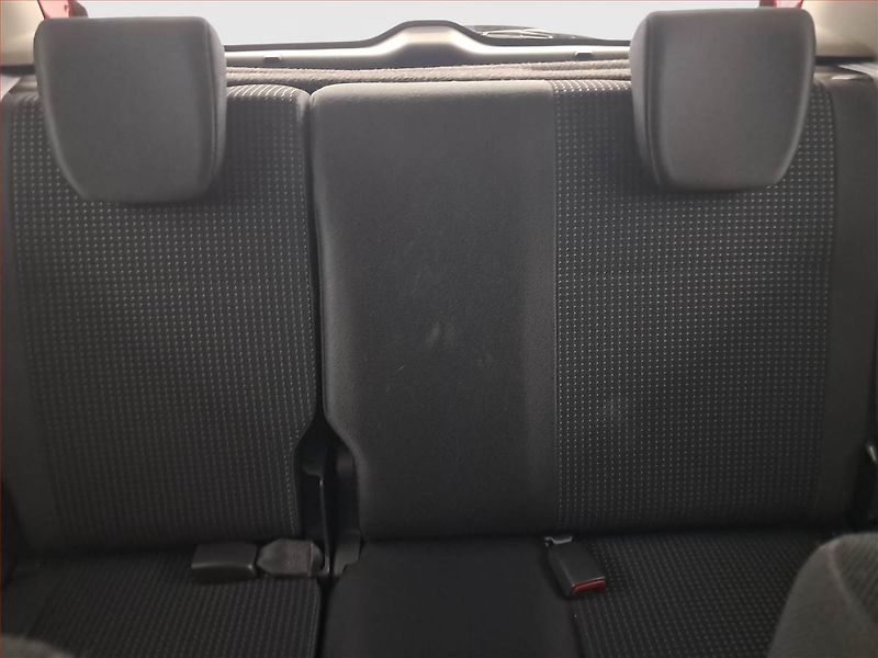 Suzuki Swift (2008) 1.3 i, Automat, po STK - fotka 10 z 18