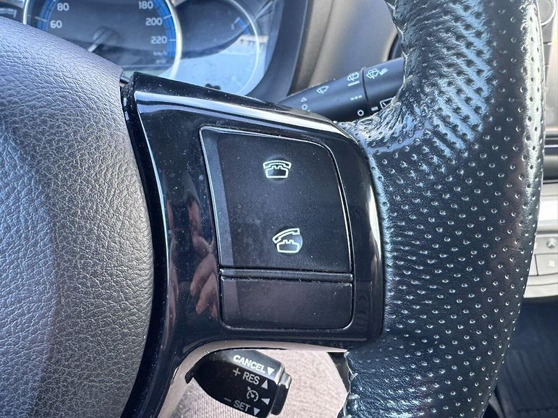 Toyota Yaris (2016) HYBRID 1,5 54 KW STK AUTOMAT - fotka 21 z 38