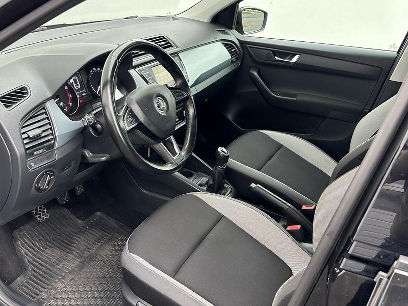 Škoda Fabia AMBITION - fotka 6 z 25