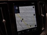 Volvo XC60 B4 AWD MOMENTUM PRO REZERVACE - náhled 29