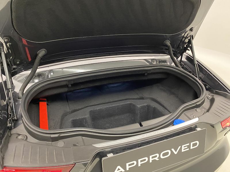 Jaguar F-Type SVR 5.0 423kW AWD AUT  - fotka 5 z 49