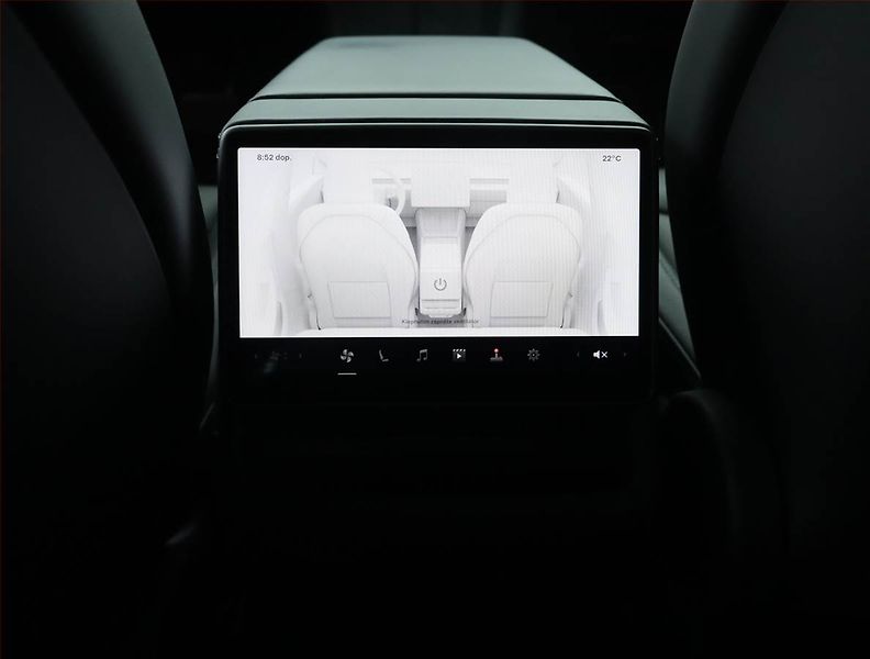 Tesla Model 3 (2023) Standard Range LFP, SoH 96% - fotka 20 z 22