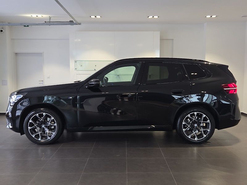 BMW X3 (2025) 20i xDrive M Sport - fotka 3 z 16