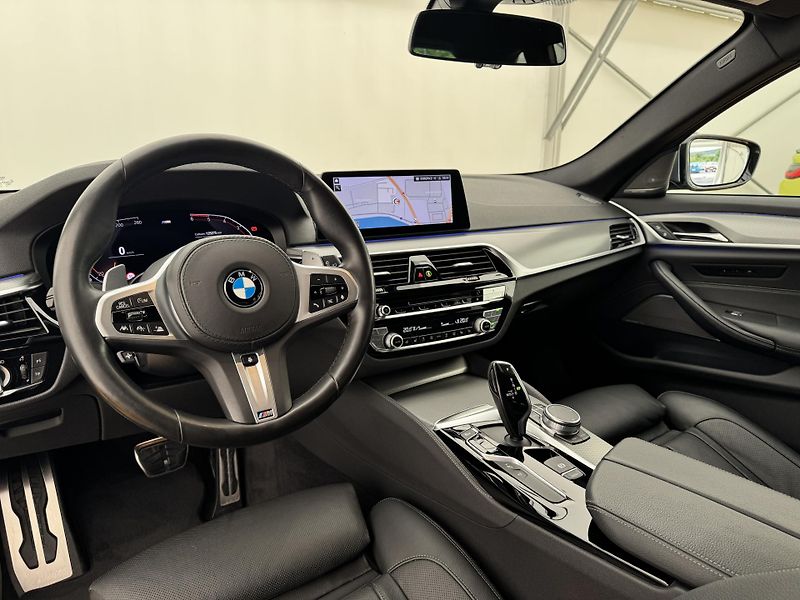 BMW Řada 5 530d*195kw*4x4*CZ*M-Paket*DPH* - fotka 21 z 46