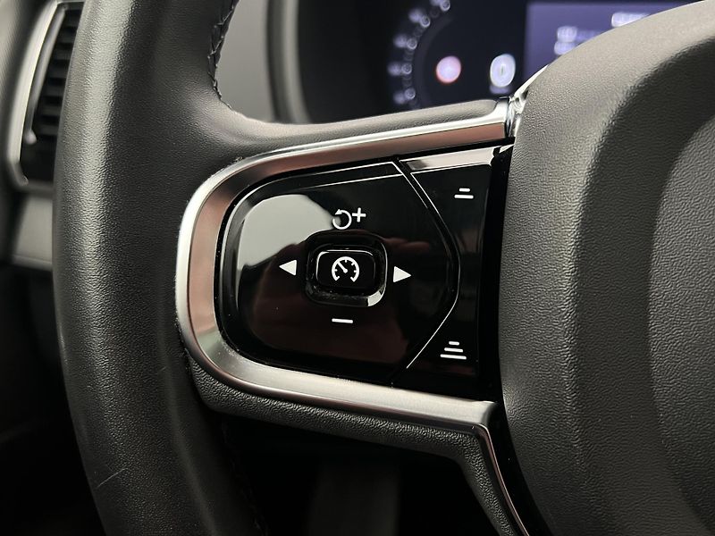 Volvo XC90 B5 AWD BRIGHT PLUS AUT 7 MÍST - fotka 26 z 49