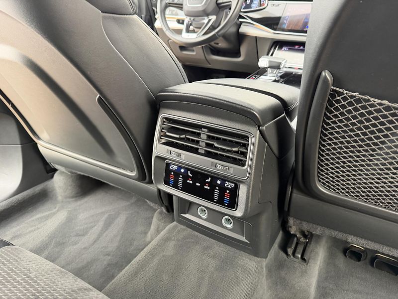 Audi Q7 3.0Tdi*210kw*CZ*DPH*7-M*S-Line - fotka 19 z 46