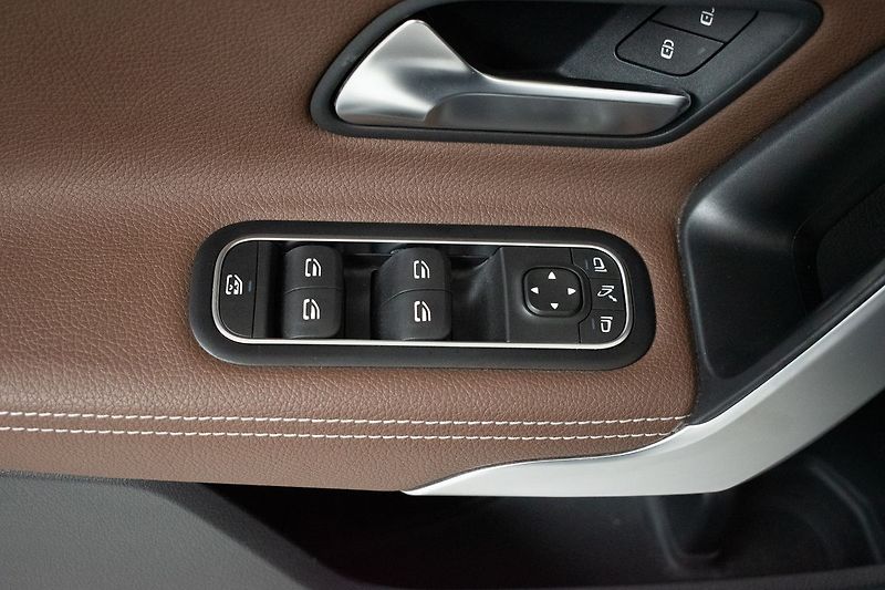 Mercedes-Benz CLA 180d PROGRESSIVE*KAMERA*ACC* - fotka 14 z 39