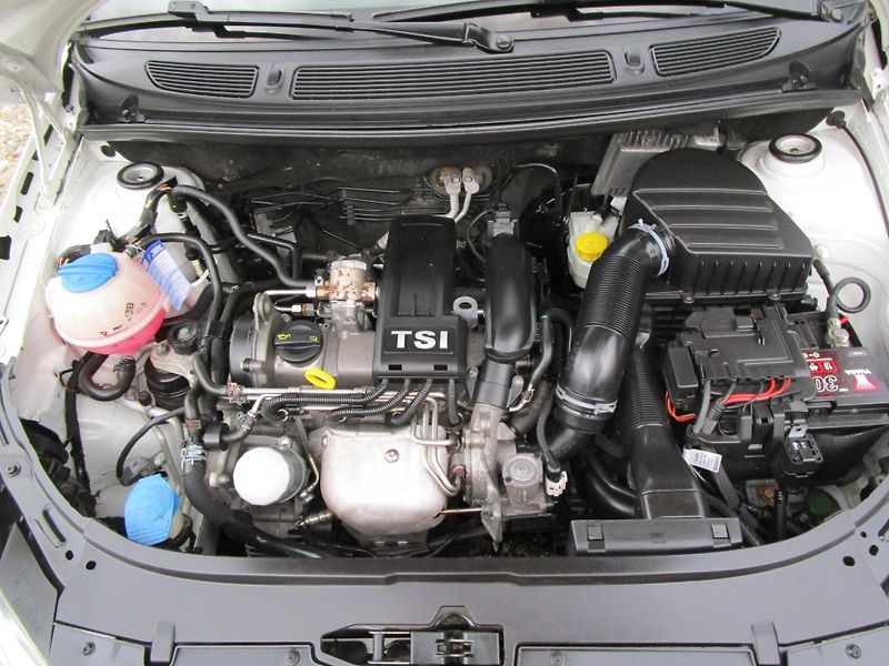 Škoda Roomster 1,2TSI-63KW-NOVÁ STK - fotka 17 z 18