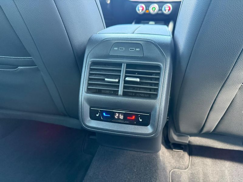 Škoda Superb Sportline 2.0 TSI 150kw DSG - fotka 24 z 27