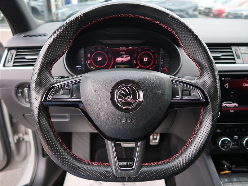 Škoda Octavia 2,0 TSi,180kW,RS,NovéČR,DPH - fotka 17 z 31