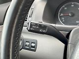Volkswagen Touran (2004) 2.0 TDI 103 kW DSG Highline - náhled 12