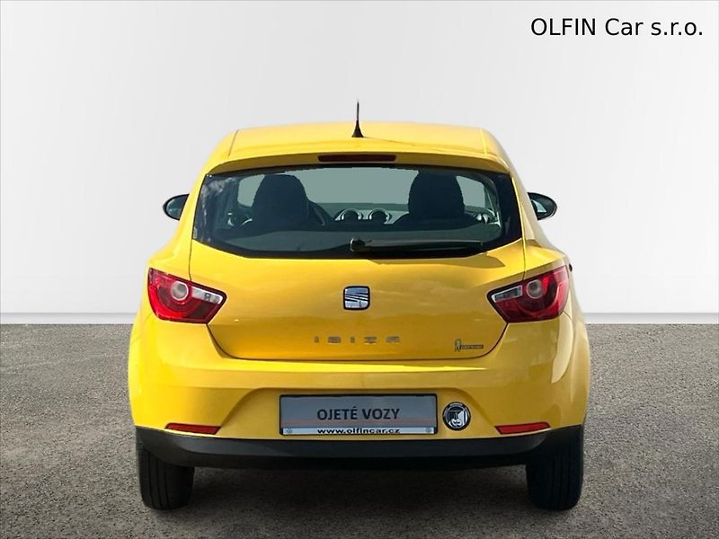 Seat Ibiza 1,2 i 12V 3dvéřová - fotka 8 z 23