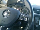 Škoda Octavia (2015) 2.0 TDi DSG Style,Navi,ACC - náhled 21