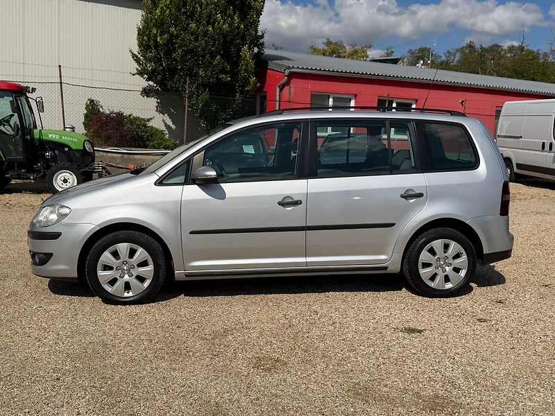 Volkswagen Touran 1.9TDi 77kW*TAŽNÉ* KLIMA - fotka 2 z 24