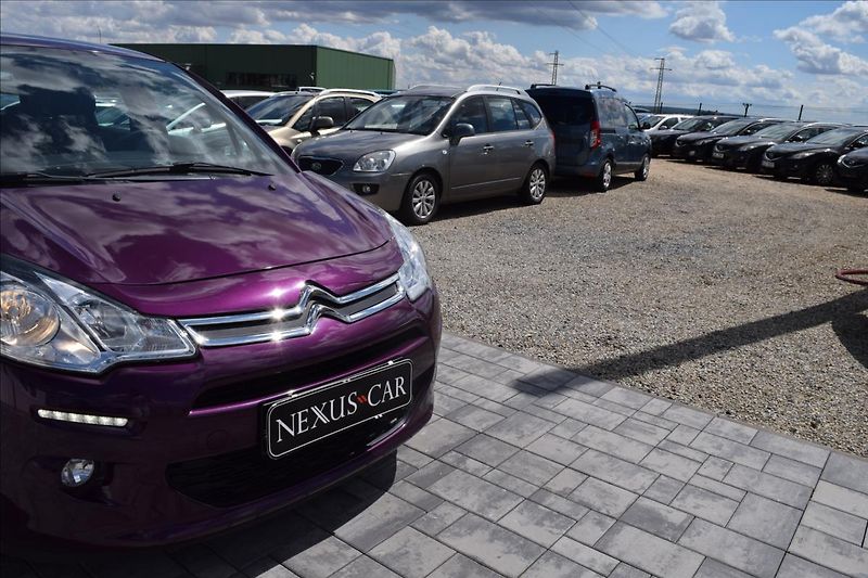 Citroën C3 1,2 i 60KW NÍZKÉ KM ALU PO STK - fotka 12 z 42