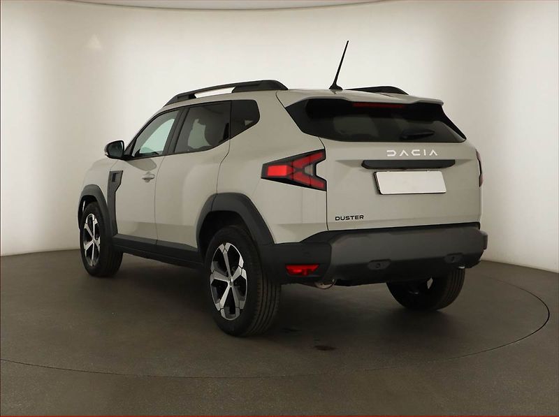 Dacia Duster (2025) 1.2 TCe, Journey, Navigace - fotka 4 z 13