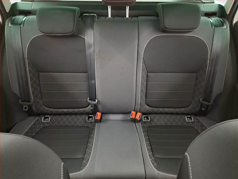 Škoda Fabia (2022) Style 1.0 TSI, ČR,1.maj - fotka 10 z 15