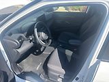 Toyota Yaris Cross 4x4 hybrid automat - náhled 14
