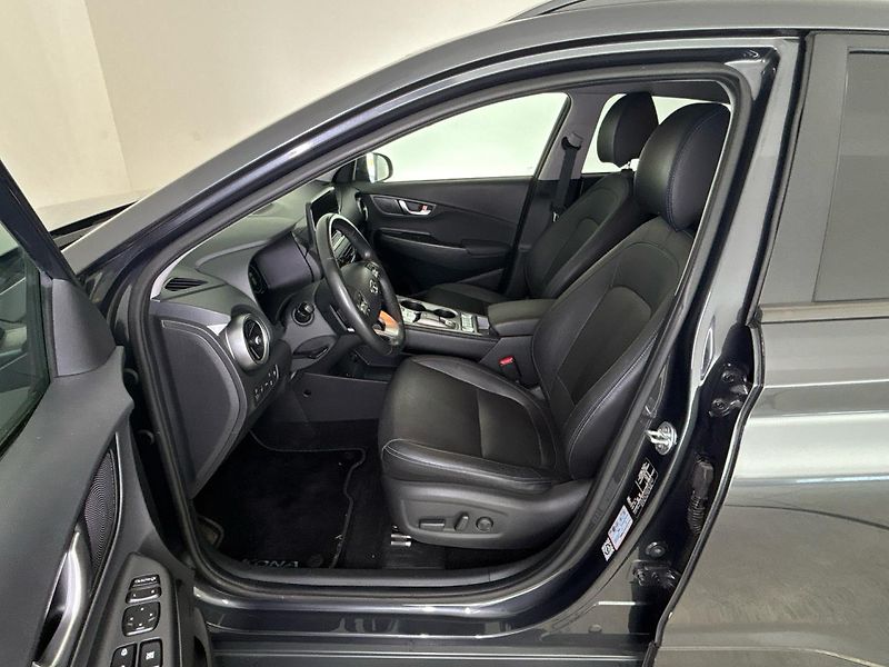 Hyundai Kona 64kWh - fotka 7 z 27