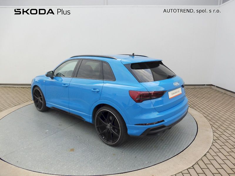 Audi Q3 (2023) 35 TFSI 110kW S-tronic, S-line - fotka 24 z 26