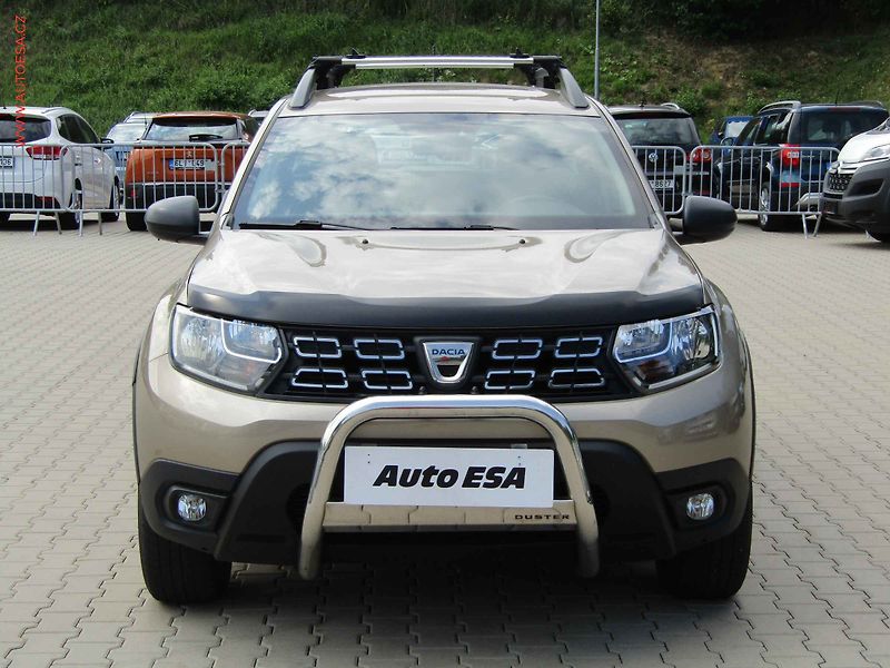 Dacia Duster (2019) 1.6i, AC, temp, tažné - fotka 2 z 16