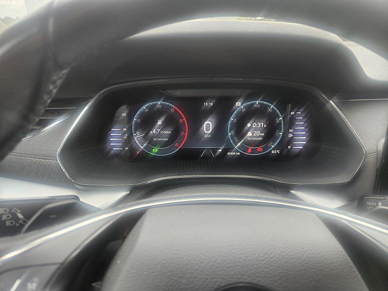 Škoda Octavia IV  2,0 TDI 110 kW - fotka 5 z 16