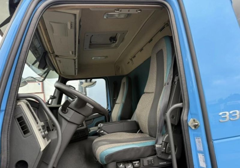 Volvo FM (2016) 330 shrnovačka EURO 6 - fotka 8 z 12
