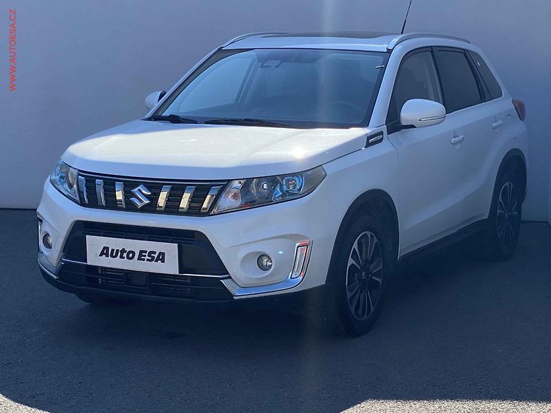 Suzuki Vitara (2019) 1.4BJet, Style, AT, LED - fotka 3 z 17