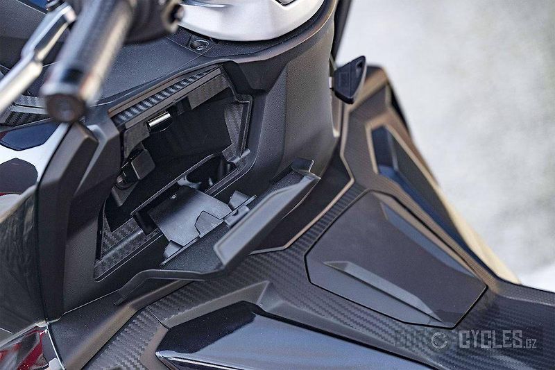 Aprilia SR GT 125 (2026) 0% navýšení úvěru - fotka 5 z 7