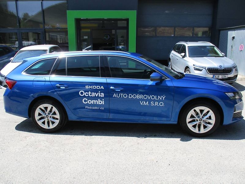 Škoda Octavia Combi Top Selection 2,0TDI/110 - fotka 4 z 16