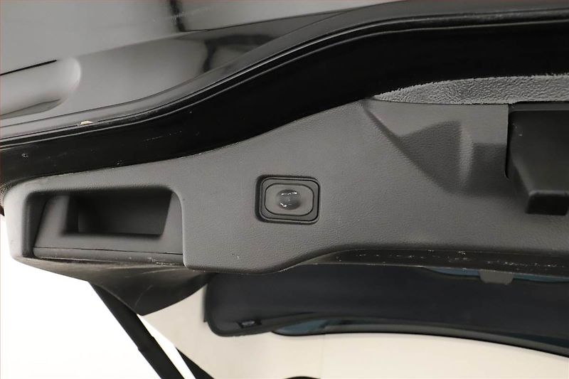 Ford Mondeo (2017) 2.0 TDCI, Navi, Tempomat - fotka 17 z 17