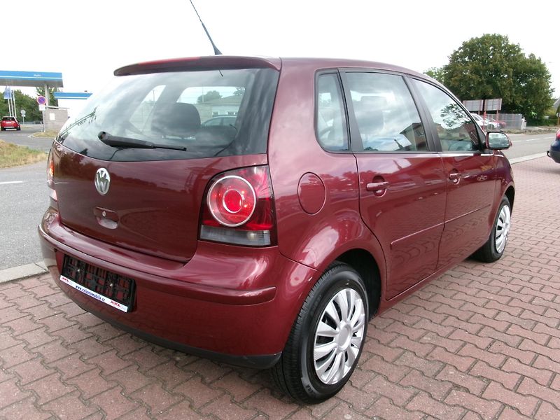 Volkswagen Polo (2006) 1,4 16V COMFORT AC ISOFIX - fotka 7 z 26