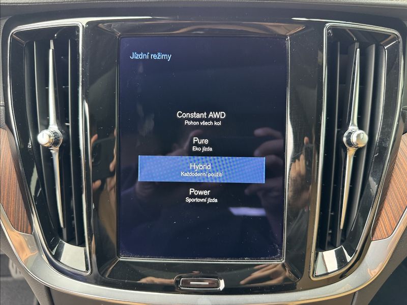 Volvo V60 2,0 T6 AWD Inscription DPH ČR - fotka 35 z 50