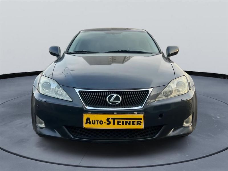 Lexus IS 2,2 220d,Keyless,Navi,Kůže - fotka 1 z 19