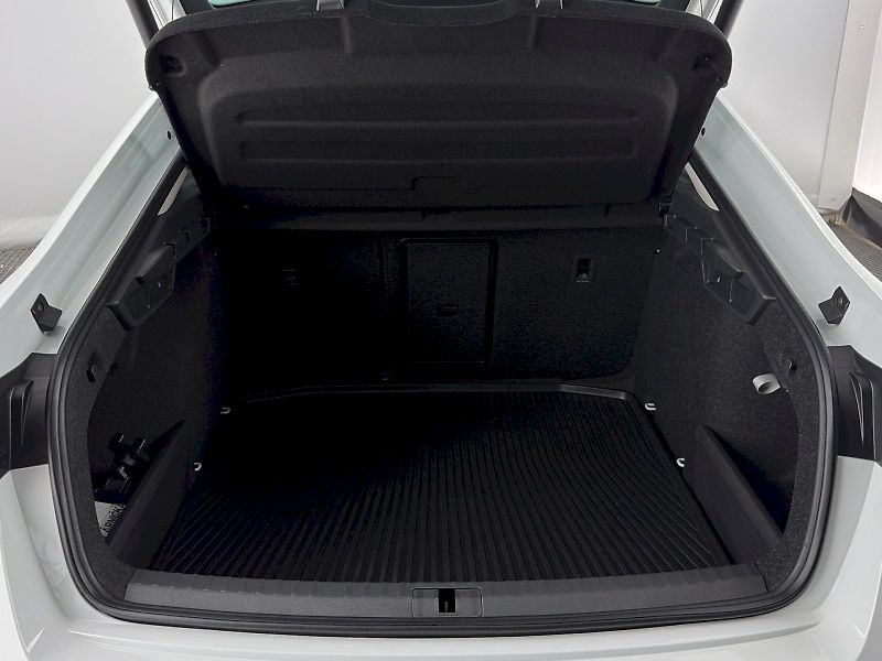 Škoda Octavia (2025) DSG 1.5TSI 110kW Top Selection - fotka 26 z 29