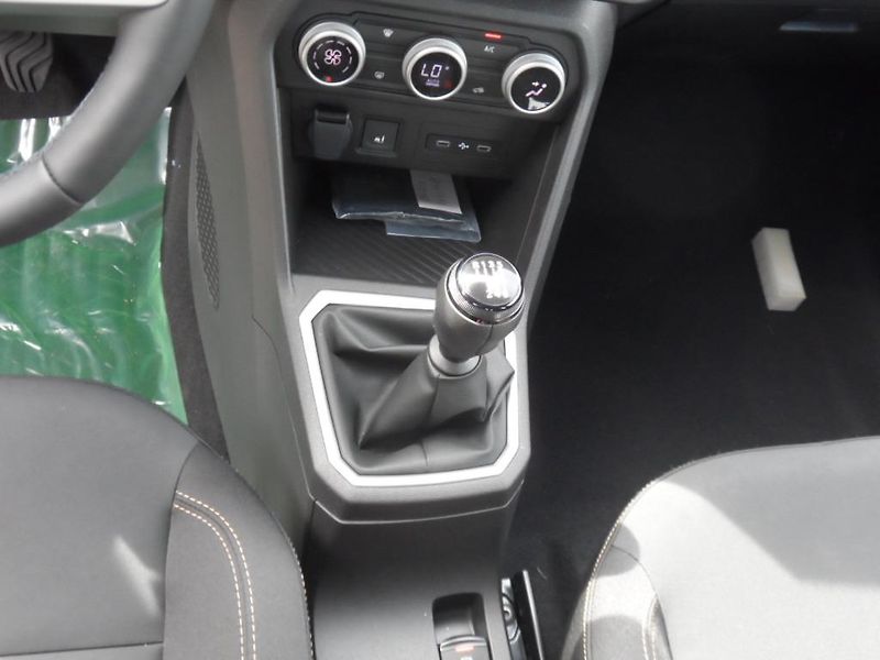 Dacia Sandero (2026) Stepway Extreme Eco-G 120      - fotka 7 z 7