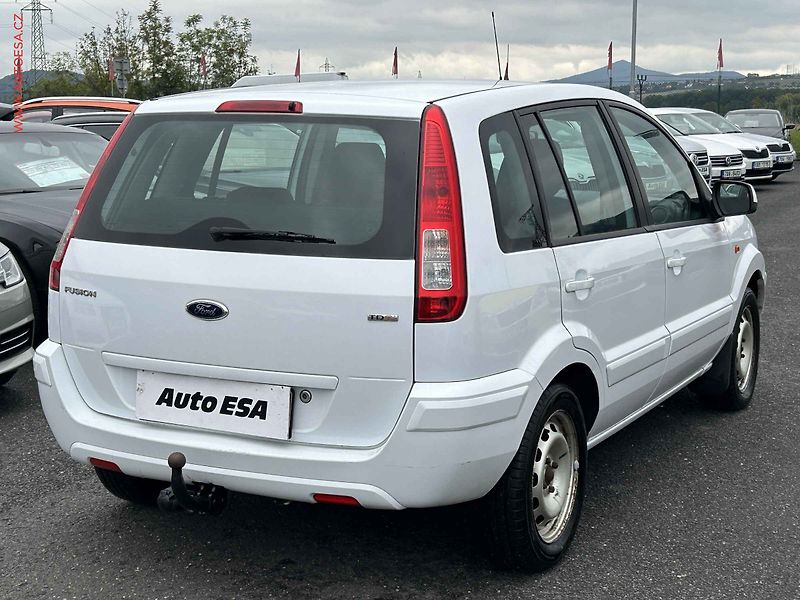 Ford Fusion (2010) 1.4 TDCi, ČR, STK7/28 - fotka 4 z 15