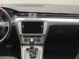 Volkswagen Passat (2018) 2.0 TDi, Comfortline, DSG - náhled 9