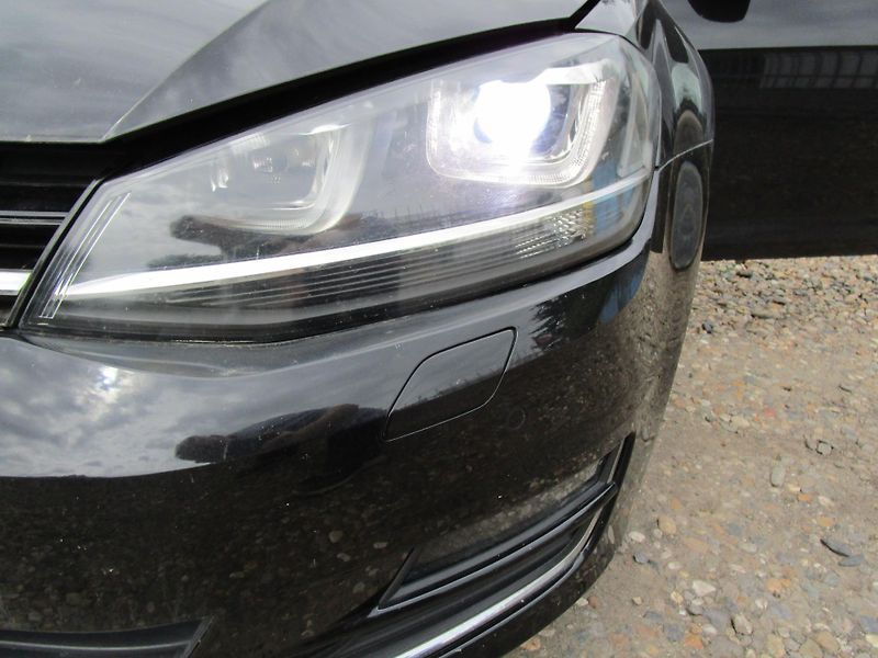 Volkswagen Golf - fotka 8 z 26