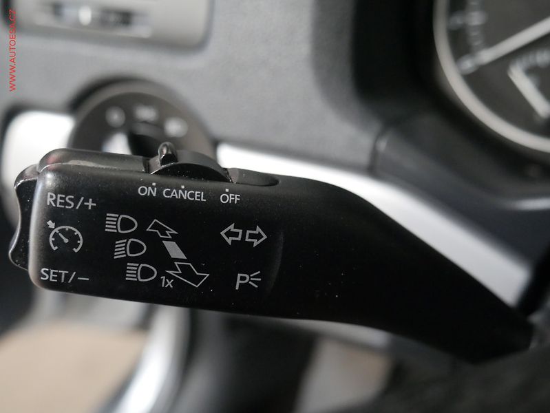 Škoda Octavia (2012) 2.0 TDi, 2.maj,ČR, Klima - fotka 17 z 20