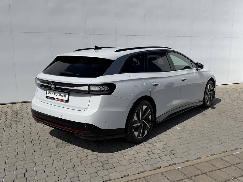 Volkswagen ID.7 Tourer (2026) Pro People 77kWh - fotka 2 z 8