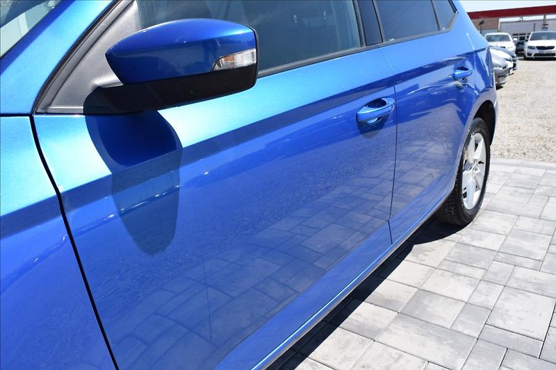 Škoda Fabia 1,0 MPI 55KW VÝHŘEV ALU LPG - fotka 8 z 52
