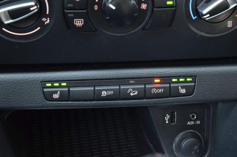 BMW X1 (2013) xDrive 18d // NOVÉ ROZVODY // - fotka 25 z 33