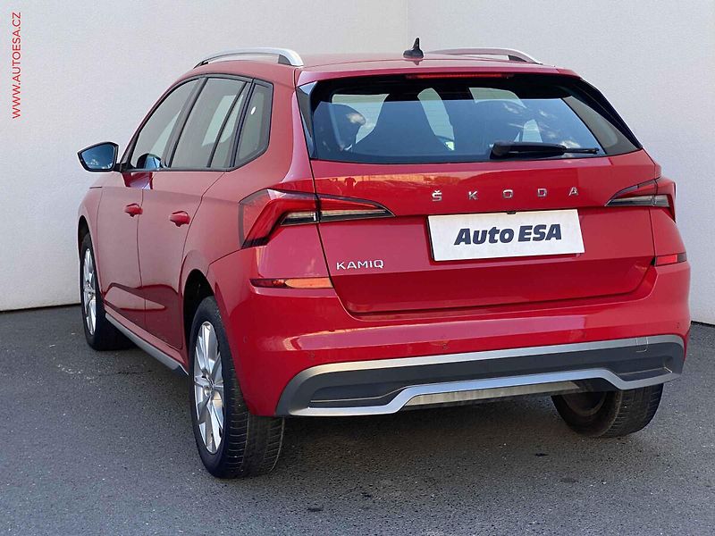 Škoda Kamiq (2020) 1.0 TSi, Style, DSG, navi - fotka 6 z 22