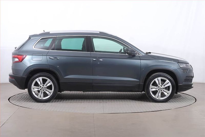Škoda Karoq (2018) 2.0 TDI, 4X4, Automat, Kůže - fotka 6 z 26