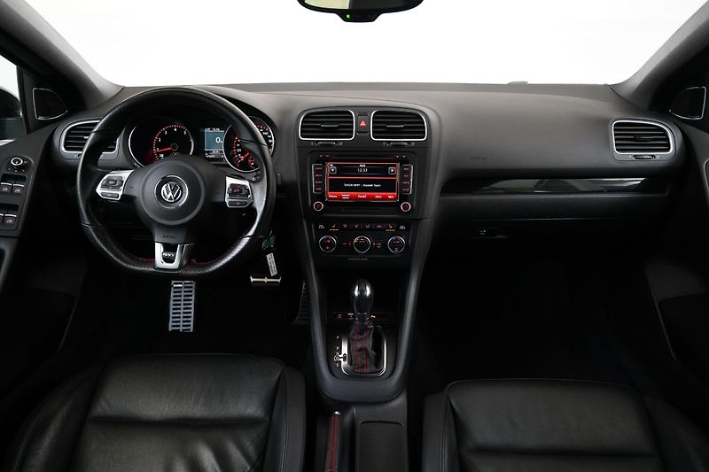 Volkswagen Golf - fotka 5 z 23