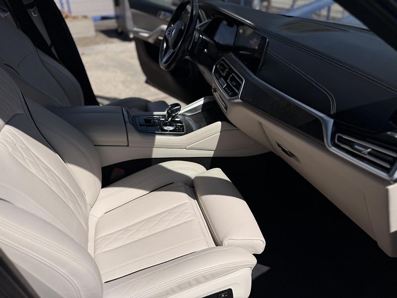BMW X6 (2021) 40D, M-SPORT,ČR,1 MAJITEL - fotka 40 z 42