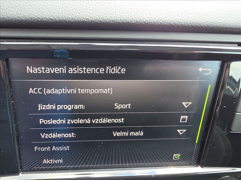 Škoda Octavia III 1,0 TSi 85KW Ambition - fotka 19 z 44